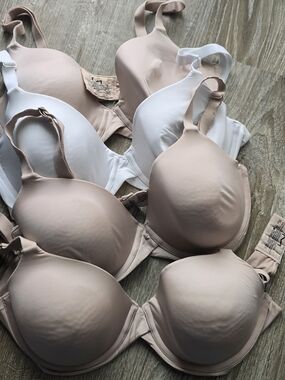 Maidenform Nude & White Smooth T-Shirt Bra Set